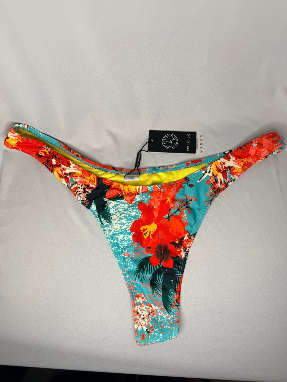 RELLECIGA Turquoise Floral Bikini thong Bottoms, Size. XXL new with tags.